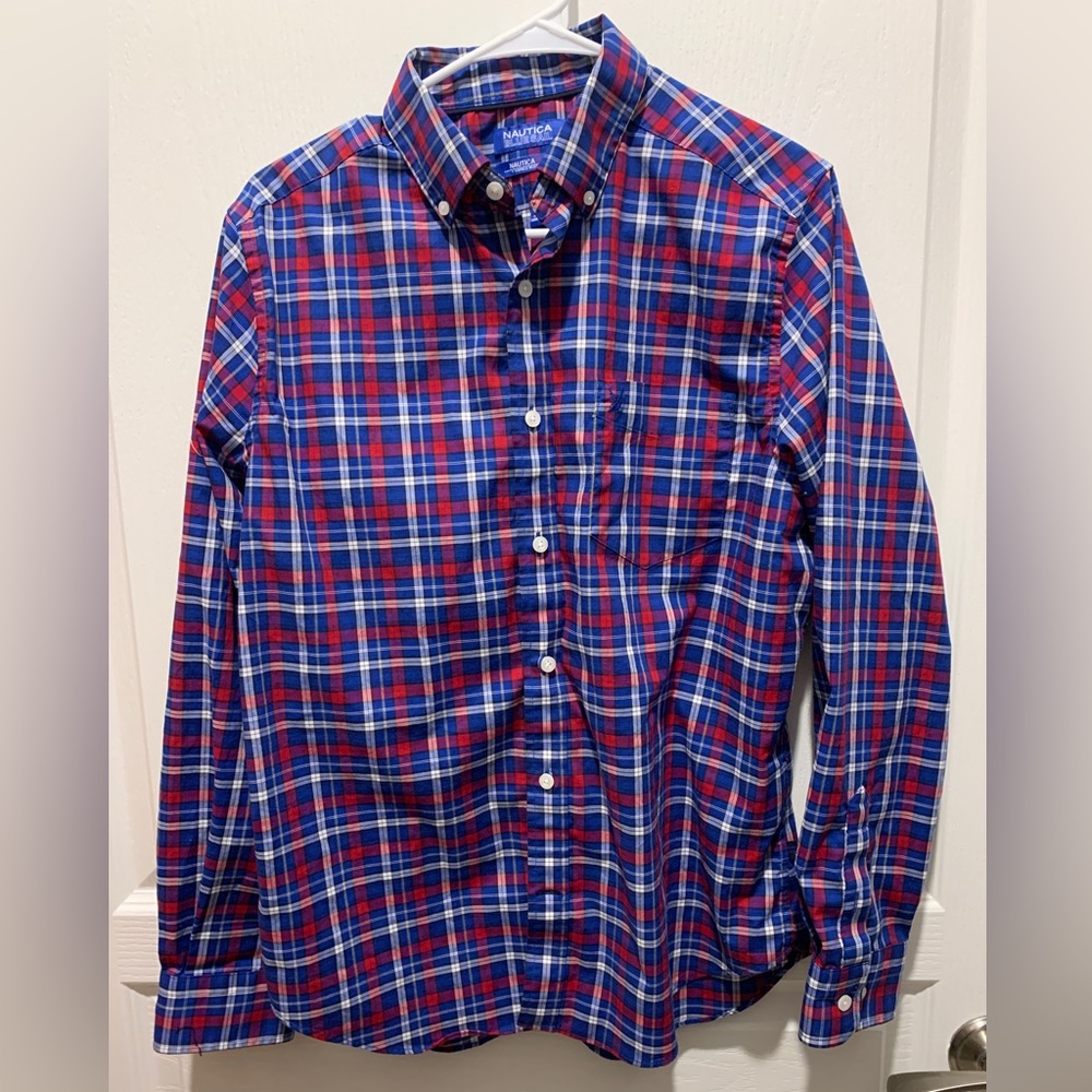 Nautica Men’s Red White and Blue Plaid Casual Long Sleeve Button Down Shirt
